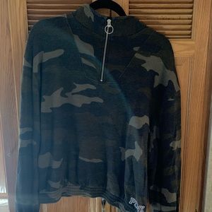 PINK Victoria’s Secret, Quarter Zip, Size M